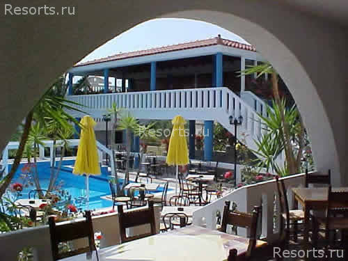 Folia Hotel 10